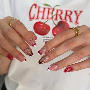 24pc Press On Nail Set from the Nail Bar 💅